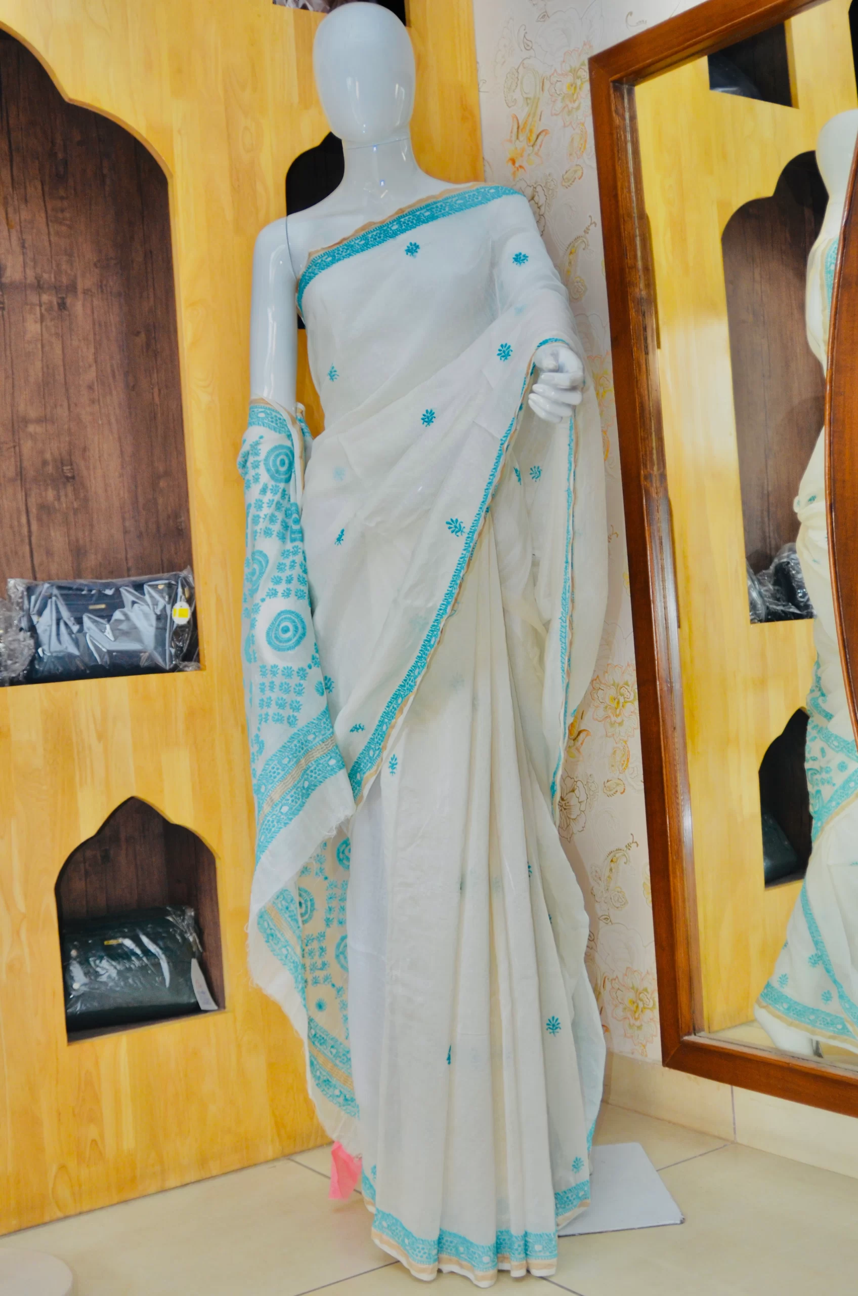 Chanderi Saree White & Ocean Blue - Image 2