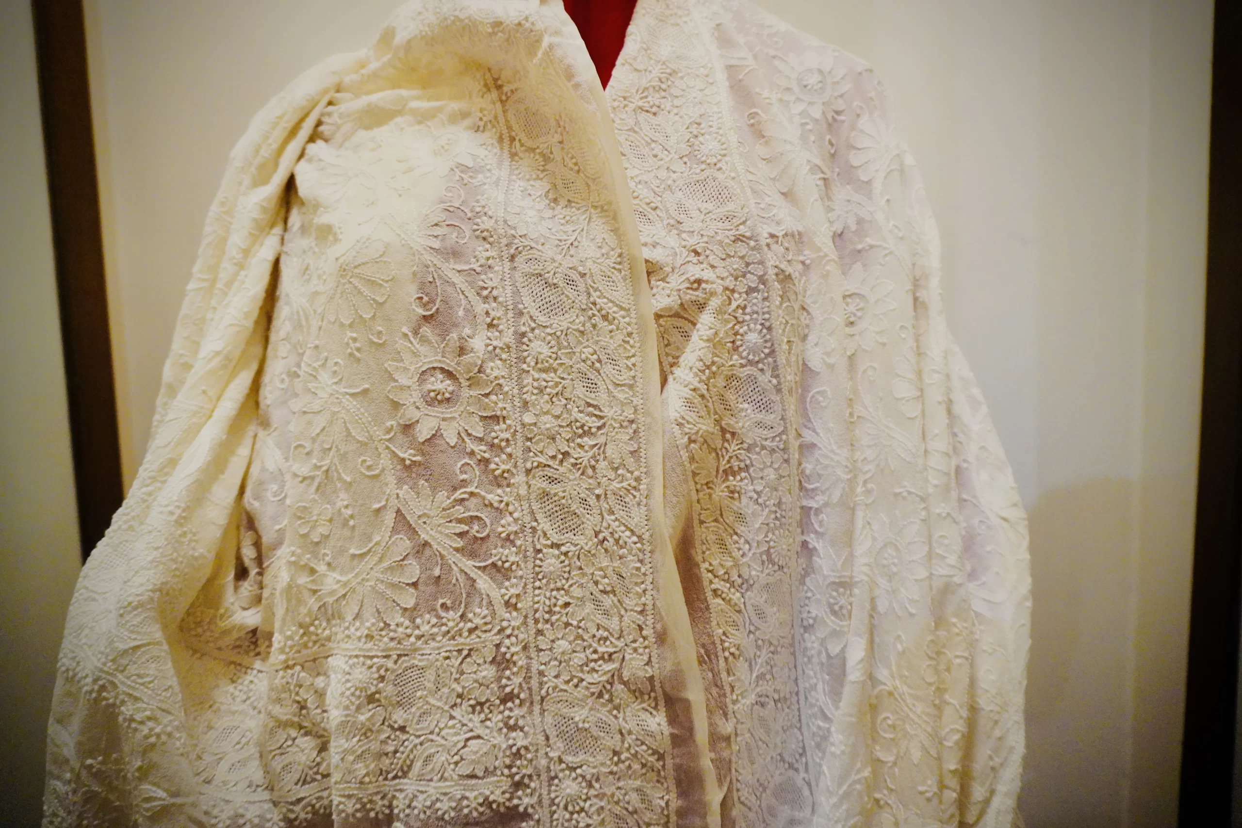 Dupatta Georgette cream - Image 3